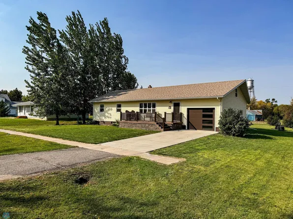308 3rd St, Shelly, MN 56581