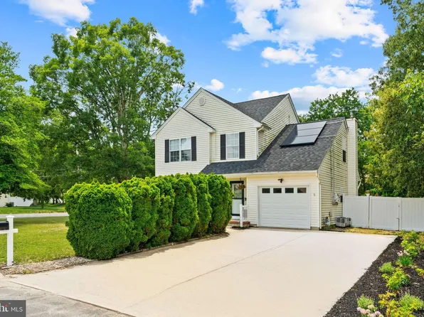 55 Cedar Dr, Brick, NJ 08723