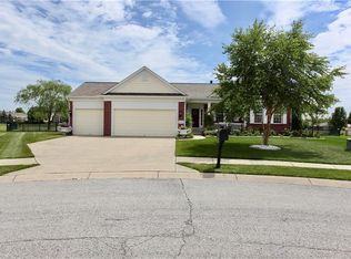 1711 Harris Hawk Ct, Brownsburg, IN 46112