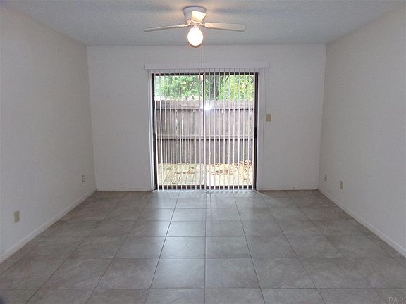 3rd image of 5205 Charbar Dr APT A