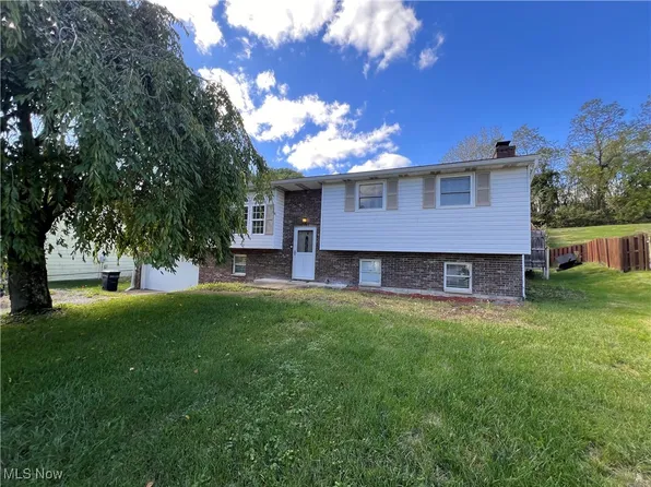 460 Maplewood Dr, Steubenville, OH 43952