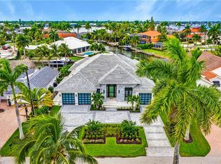 1950 Tarpon Rd, Naples, FL 34102