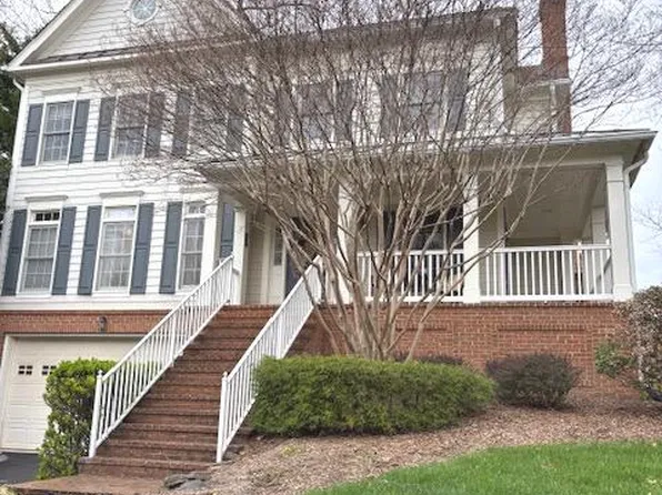 5924 Chesterbrook Rd, McLean, VA 22101