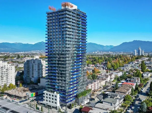 5058 Joyce St #2504, Vancouver, BC V5R 0J9