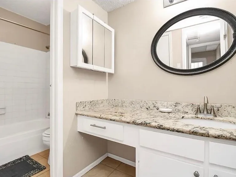 3770 Lovers Wood Ln #606 — Photo 20