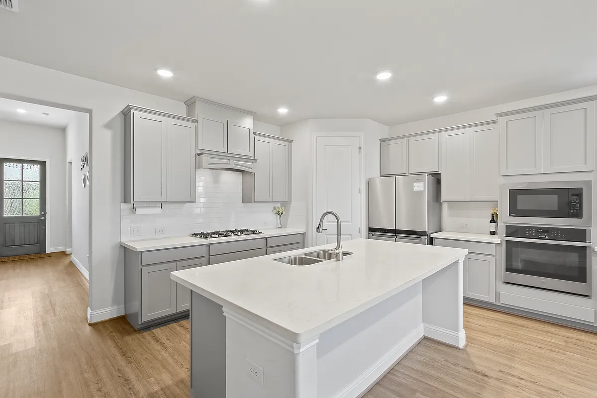 Building Photo - 3121 Sunnyside Dr