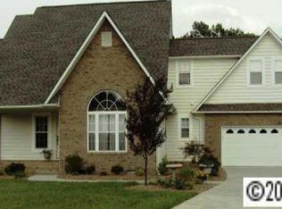 1124 Windsor Dr, Kannapolis, NC 28081