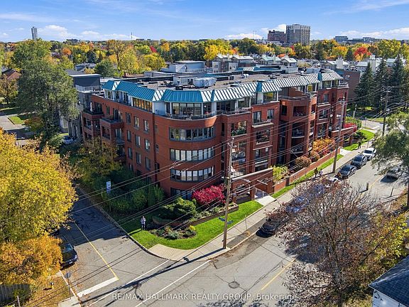 2nd image of 959 N River Rd #401