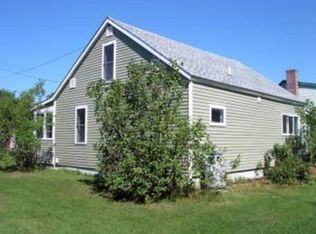 548 Pinehurst St, Lyndonville, VT 05851