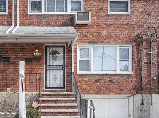 5-25 117th St, College Point, NY
