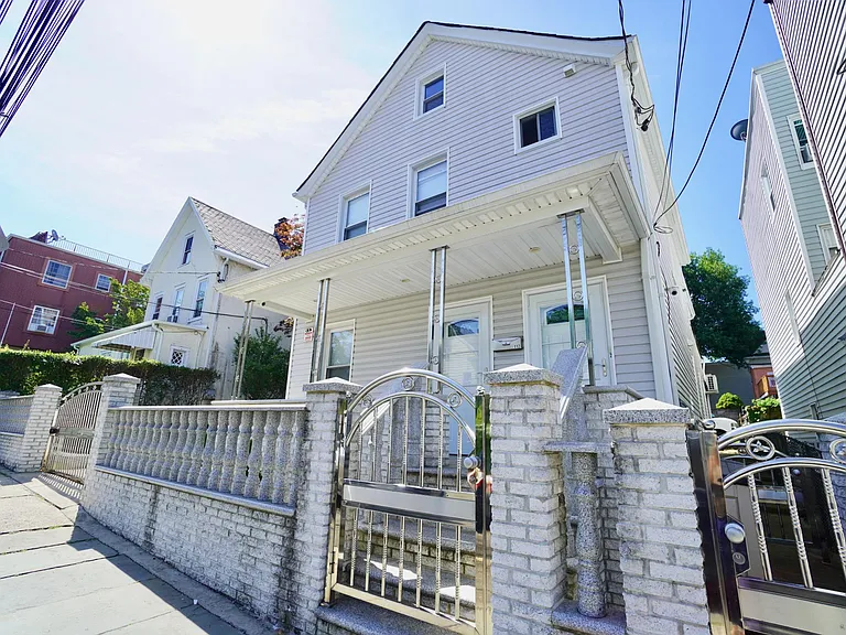 112 North St #1 — Photo 1