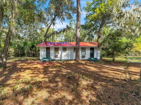 14 Southwood Dr, Savannah, GA 31406