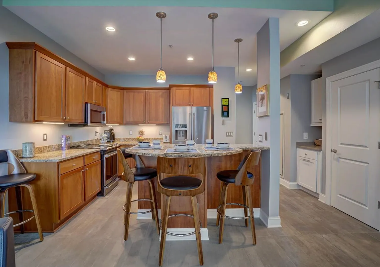 625 N Segoe Rd — Photo 3