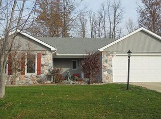 7315 Wood Meadows Ln, Fort Wayne, IN