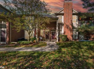 15432 Yale Dr, Clinton Township, MI 48038