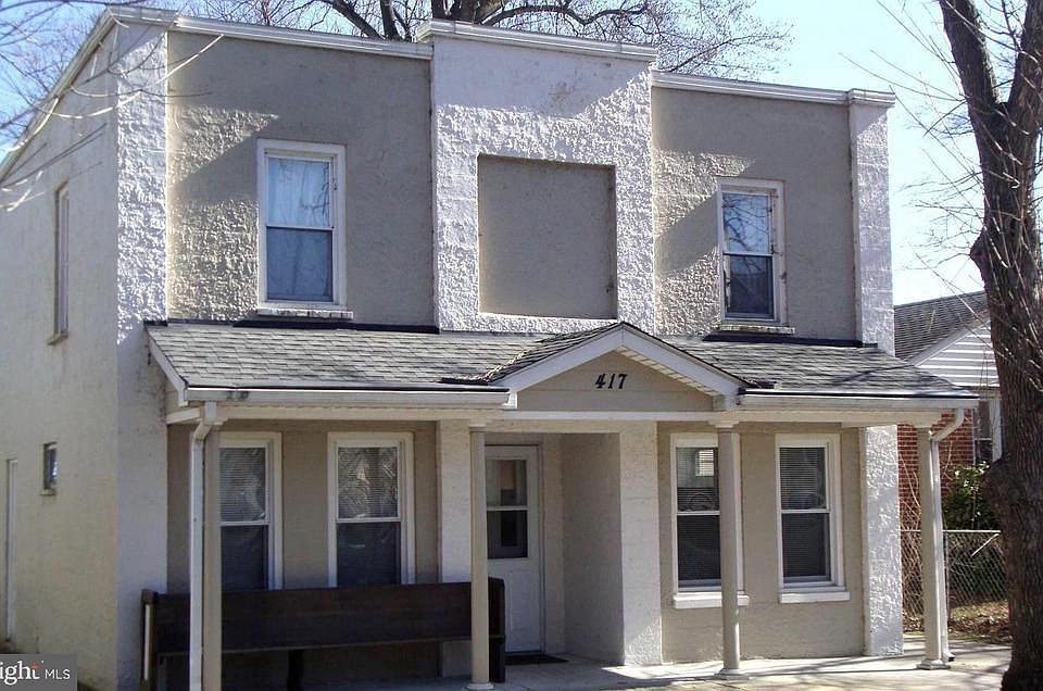 1st image of 417 S Washington St