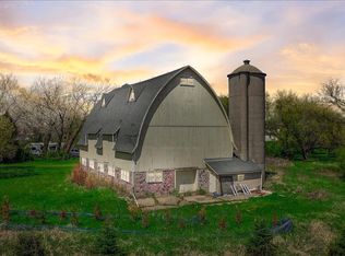 38752 Delafield Rd, Summit, WI 53066