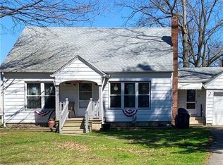 1011 N Main St, Amherst, OH 44001