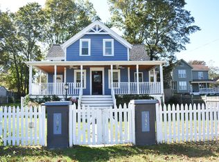 397 Tidewater Dr, Warwick, RI 02889