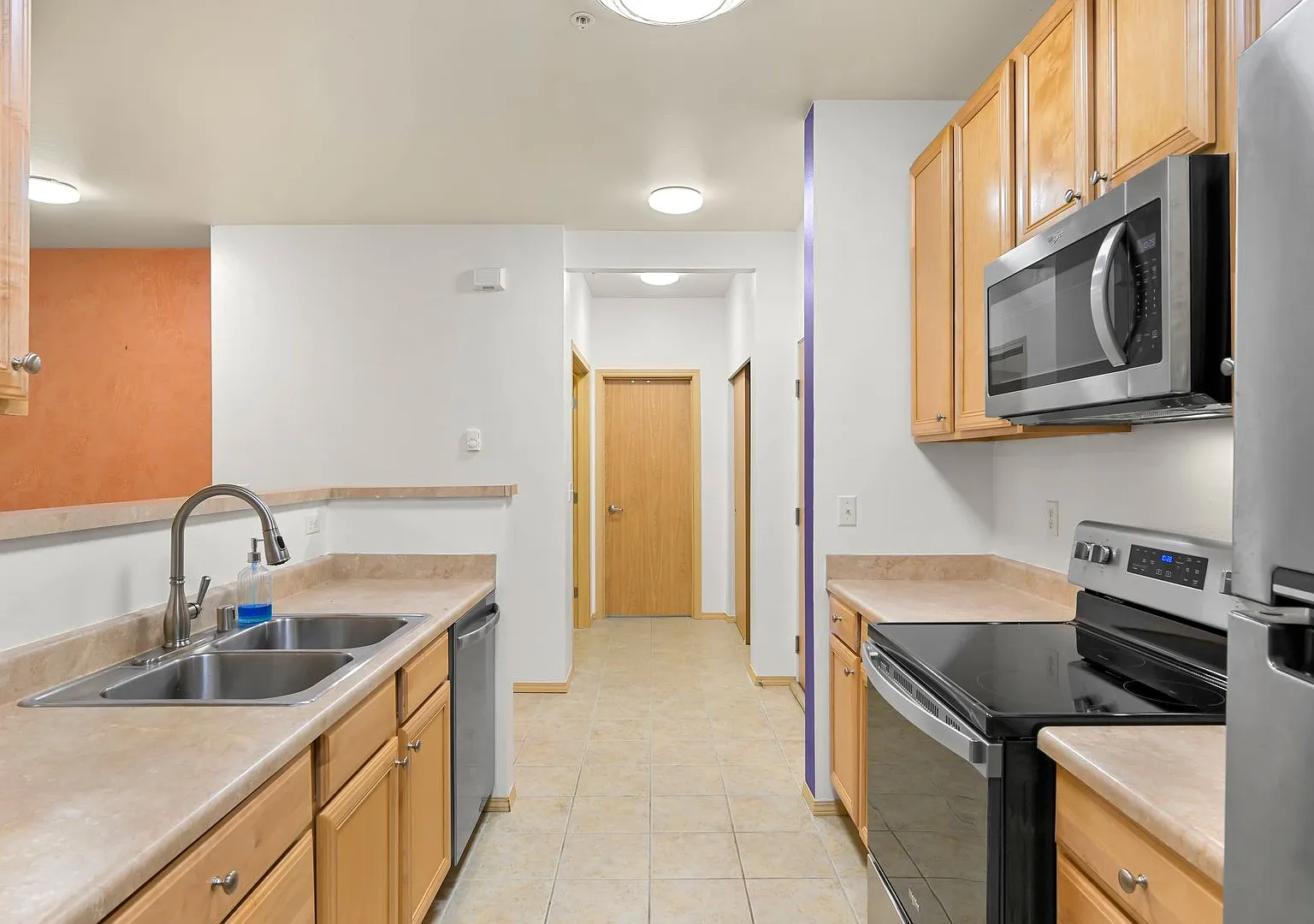 Spacious Condo with Double Primary Suites at Darby Estates — Photo 2