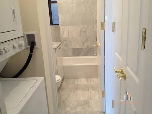 Rented by ONE Manhattan Real Estate | media 29