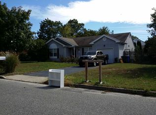 255 Atlantis Ave, Manahawkin, NJ 08050