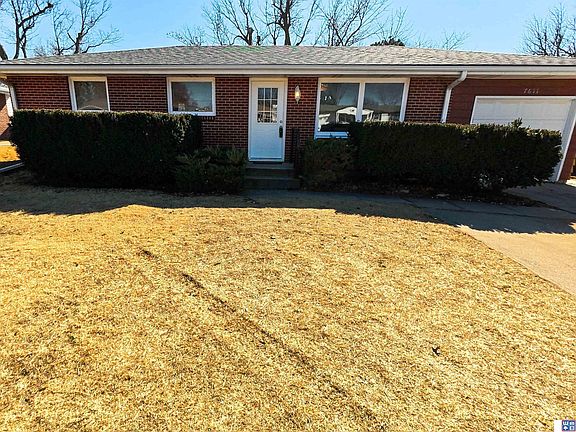 2nd image of 7611 Holdrege St