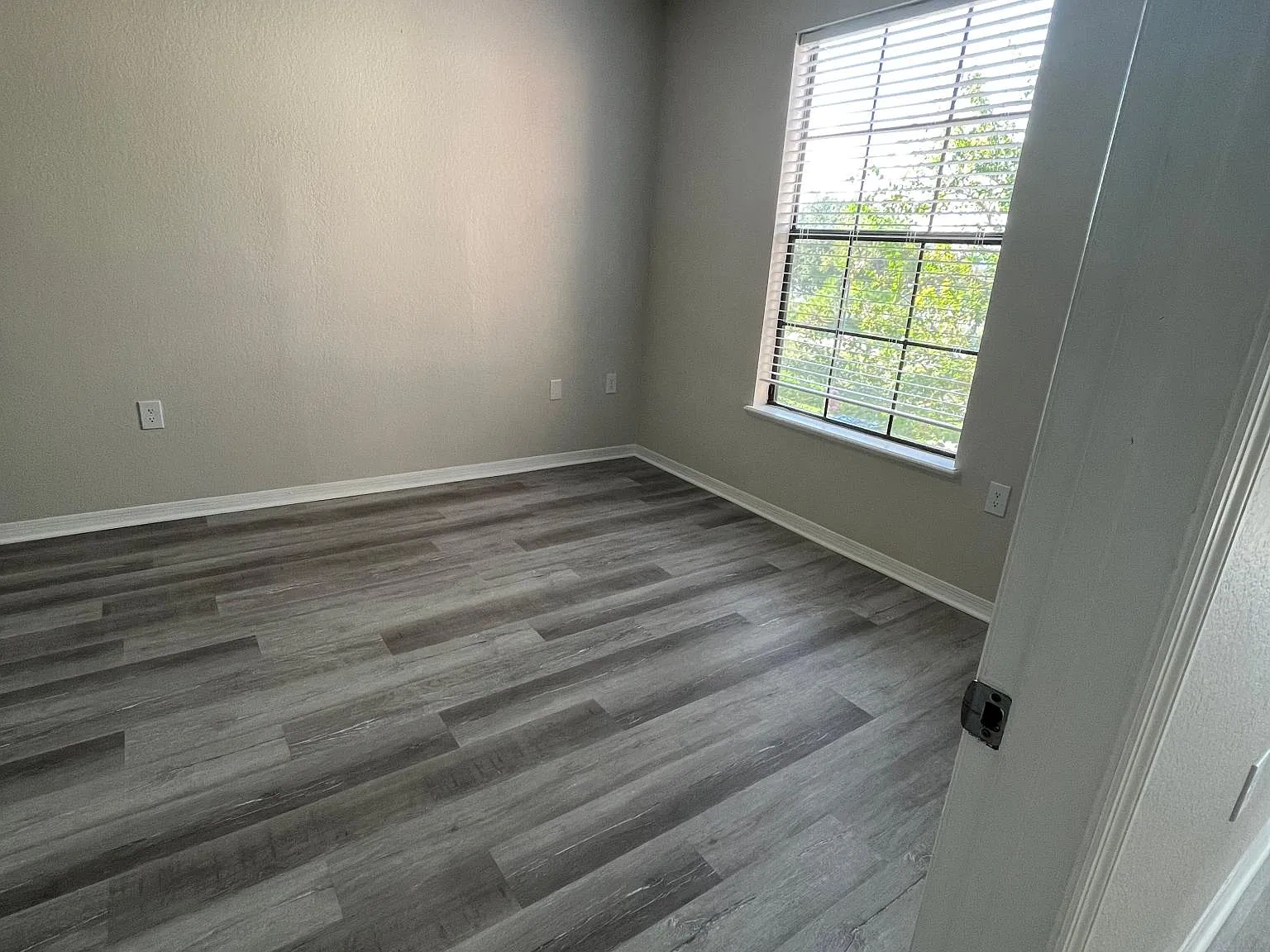 1 bed, 641 sqft, $1,400 — Photo 4