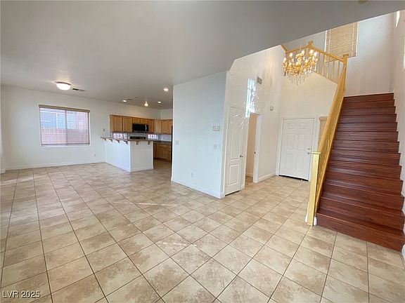 3rd image of 8576 Peaceful Dreams St