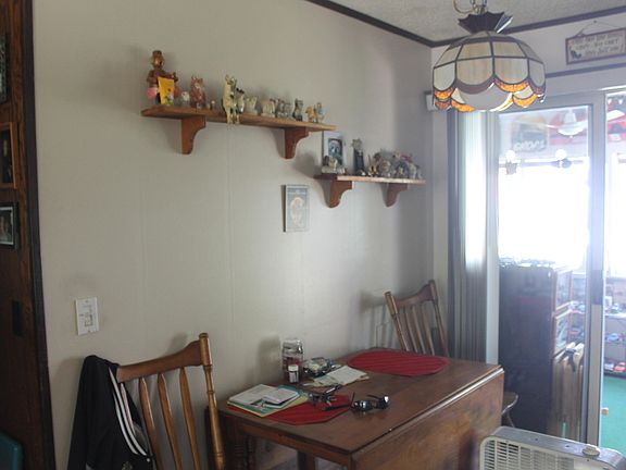 2nd image of 105-107 Iroquois Ave
