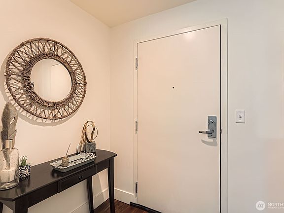 3rd image of 2911 2nd Avenue #513