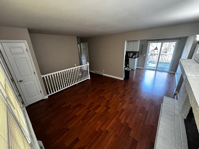 3021 Cambridge St #3023 — Photo 4