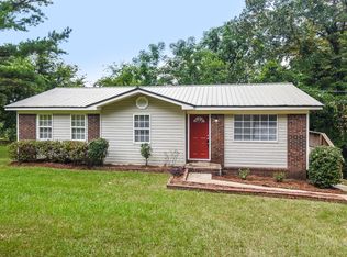 3107 Crest Oval Mountain Rd, Bessemer, AL 35023