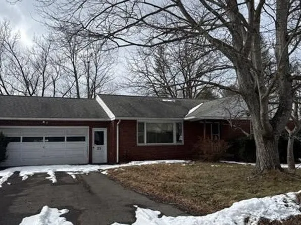 23 Colpitts Dr, Kirkwood, NY 13795