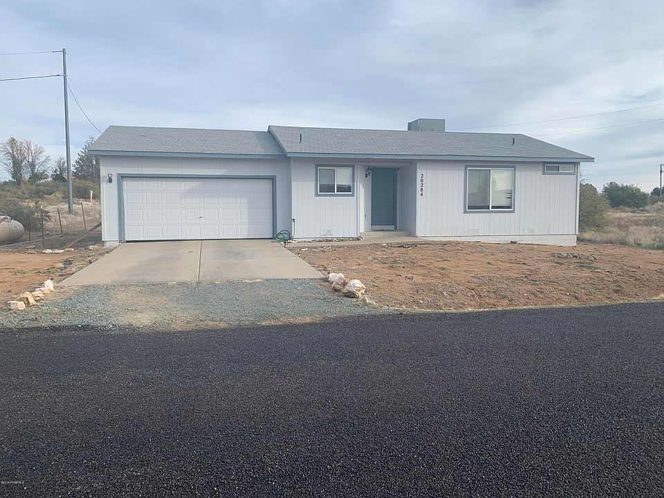 2nd image of 20284 E Hereford Dr