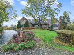 1410 Drummond Cir, Inverness, IL 60010