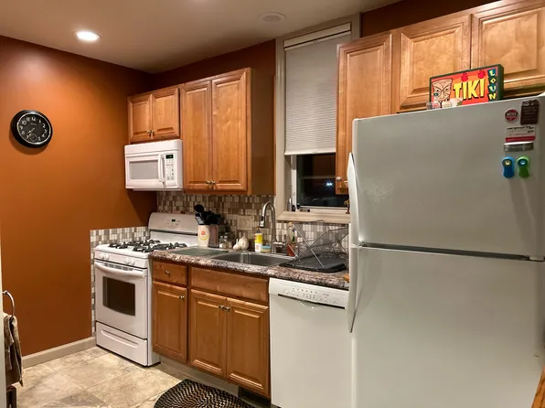 570 57th St #2, Altoona, PA 16602