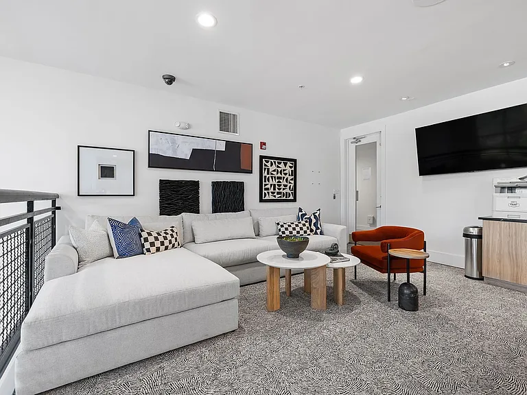Block Lofts — Photo 36