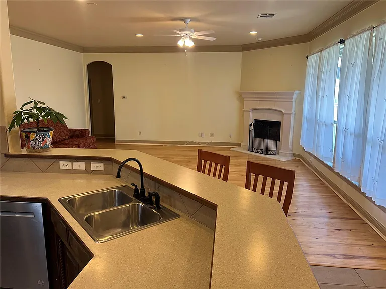 7917 County Road 1005 — Photo 6