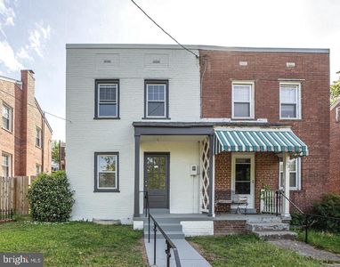 15 47th St SE, Washington, DC, 20019