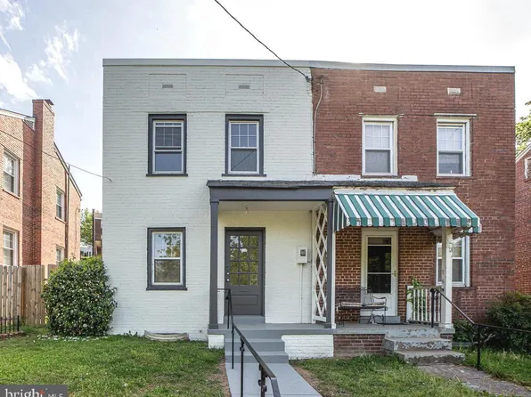 15 47th St SE, Washington, DC 20019