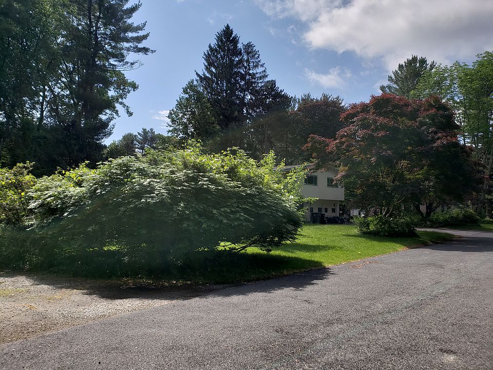 2nd image of 17 Merriam Rd