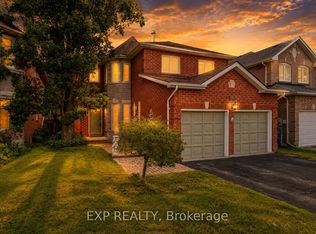 591 Plantation Gate, Newmarket, ON L3X2C2