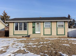 84 S Nash St, Red Deer, AB T4P 1P2