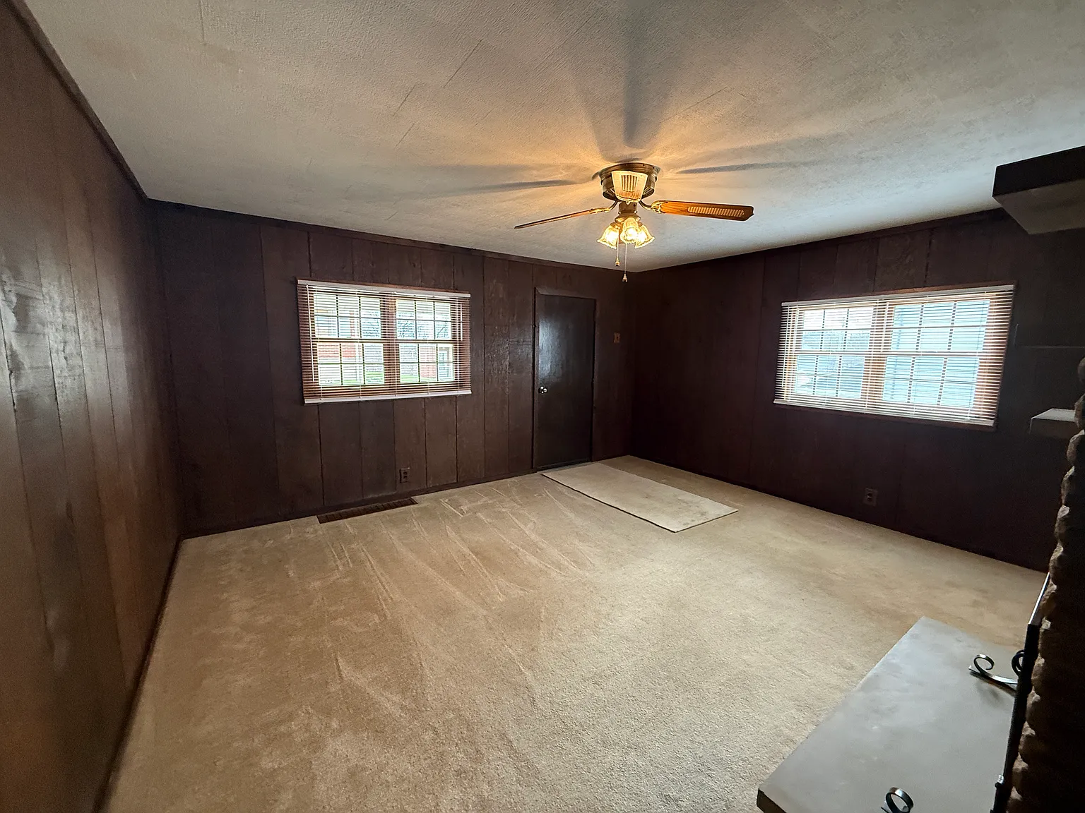3 bed, 1080 sqft, $1,270 — Photo 3