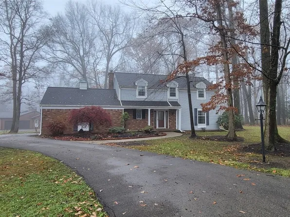 405 Edgewood Dr, Meadville, PA 16335