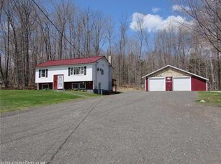 75 Palmer Rd, Skowhegan, ME 04976