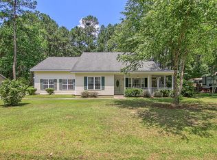 1609 Windsor Ln, Moncks Corner, SC 29461