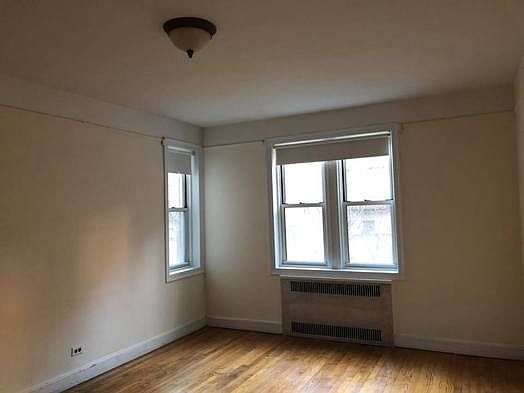 5th image of 3527 81st St APT 1H