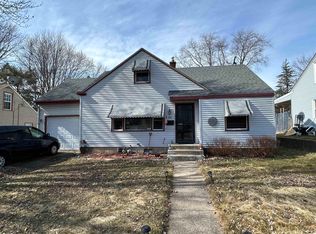1703 Sexton Dr, Rockford, IL 61108